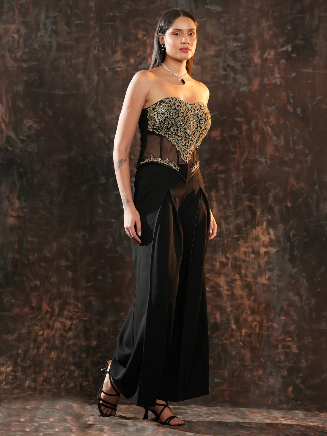 zaria corset set