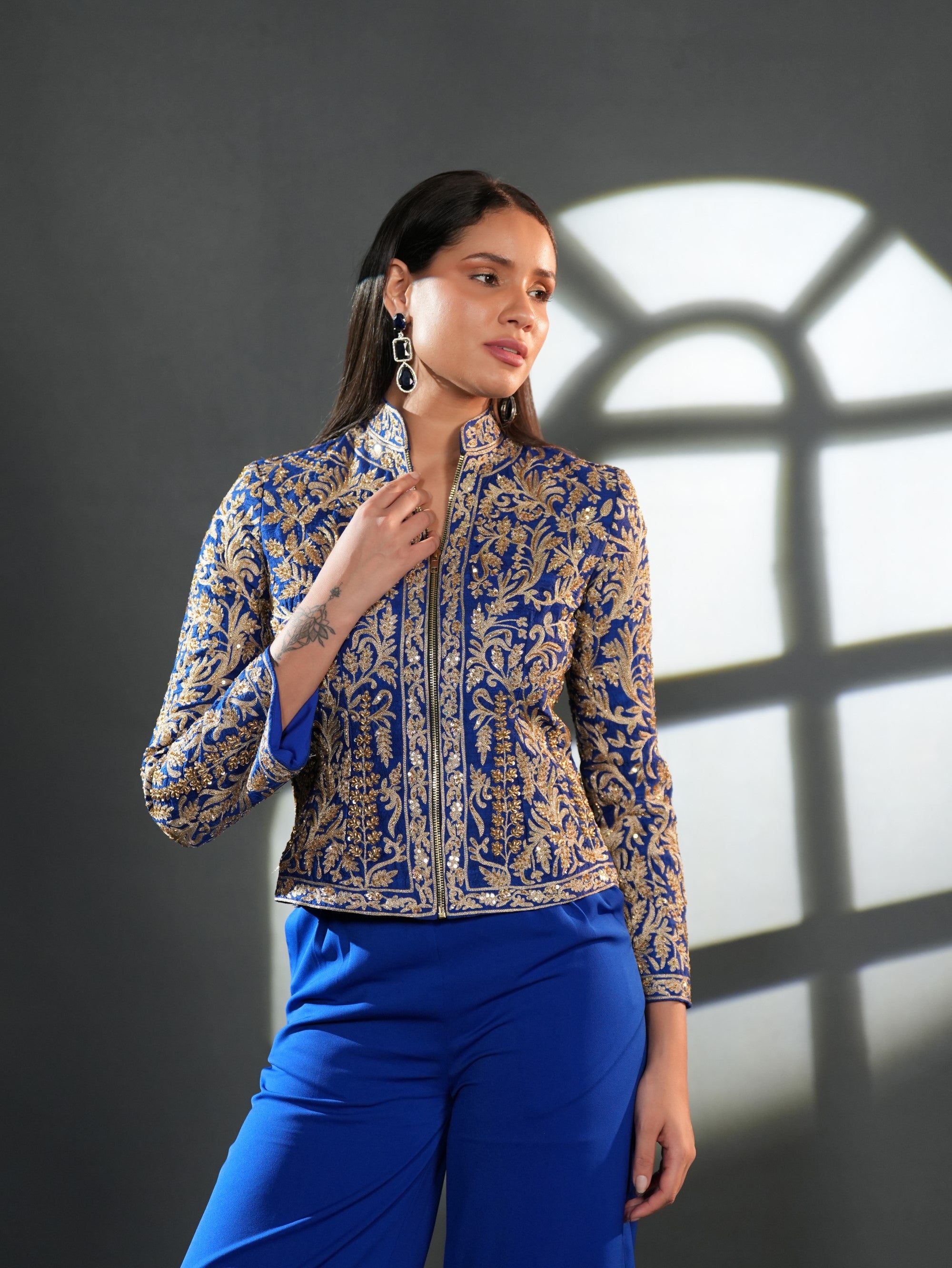 The Royal Zari Jkt