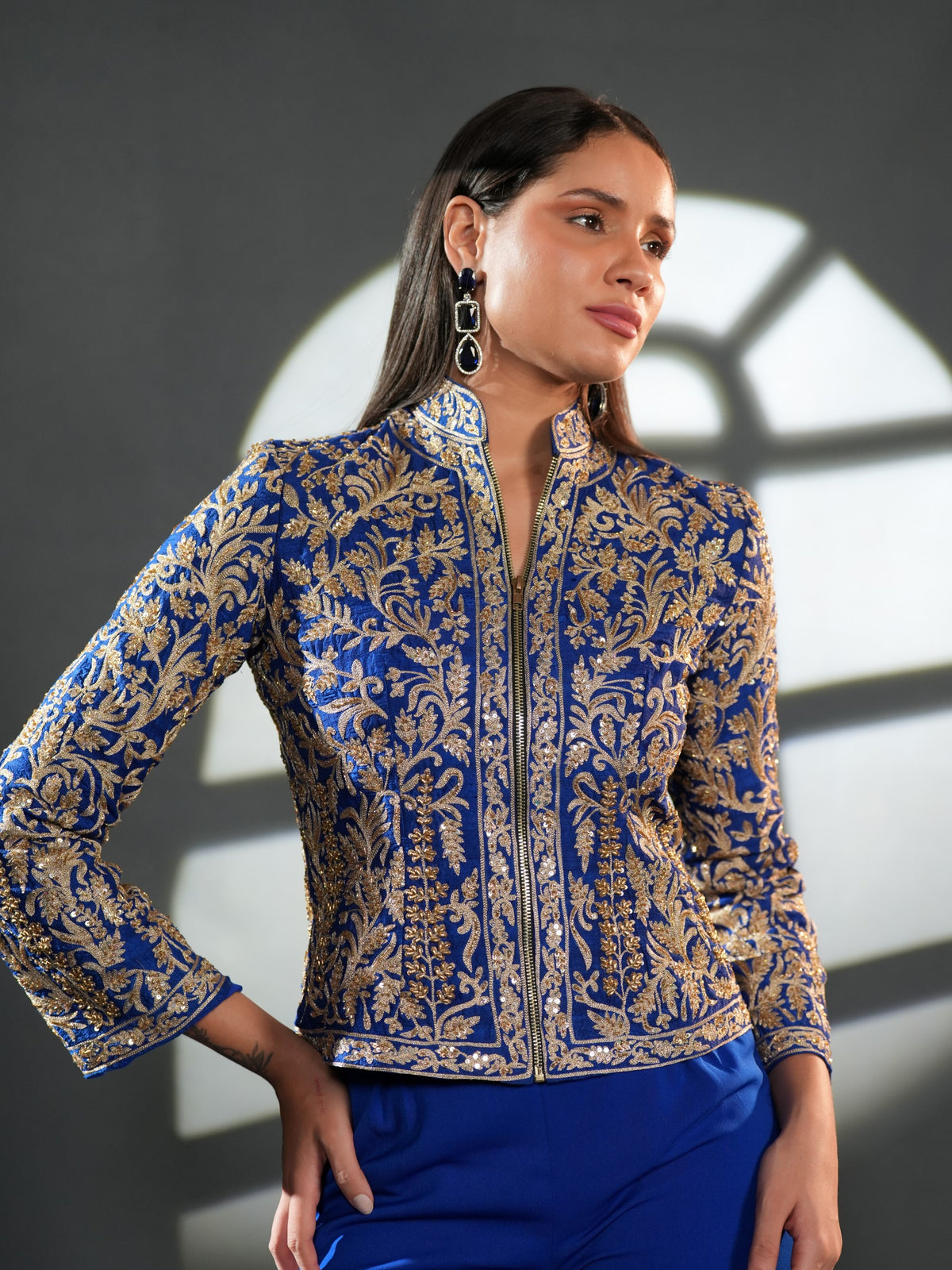 The Royal Zari Jkt