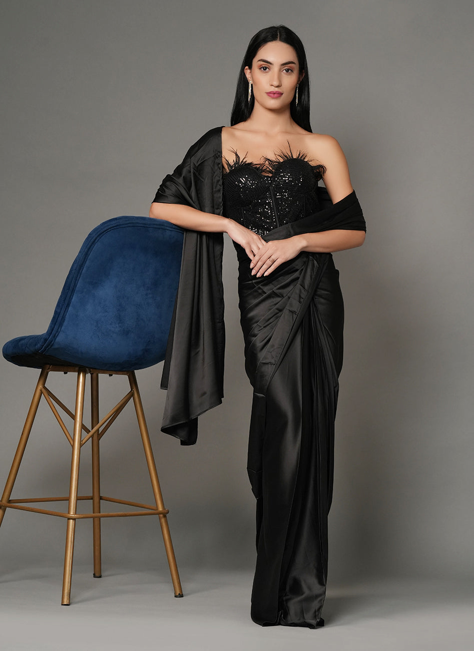 Veloura Black Drape