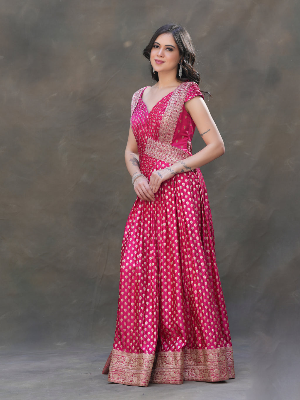 GULNAAR ENSEMBLE