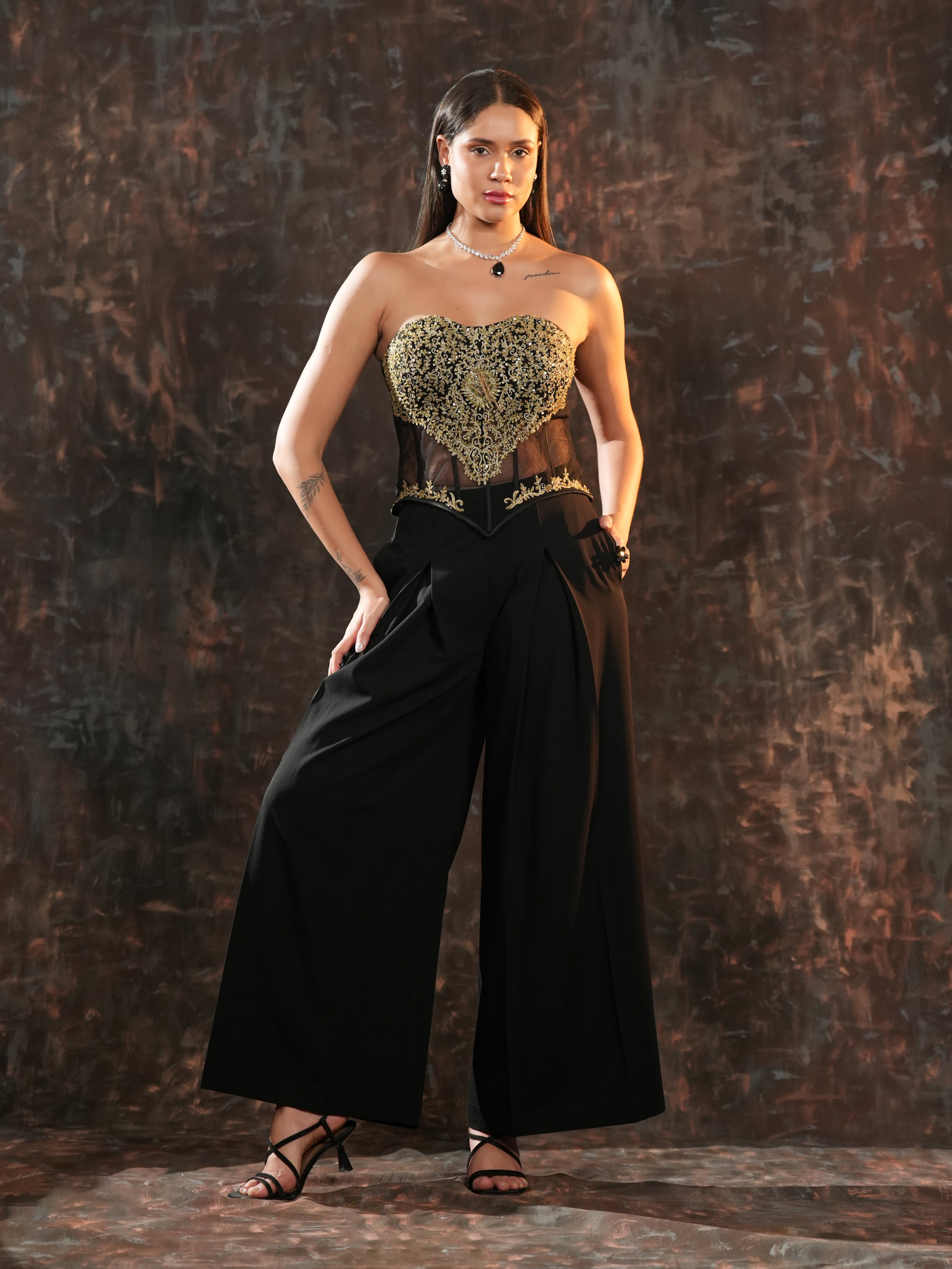 zaria corset set